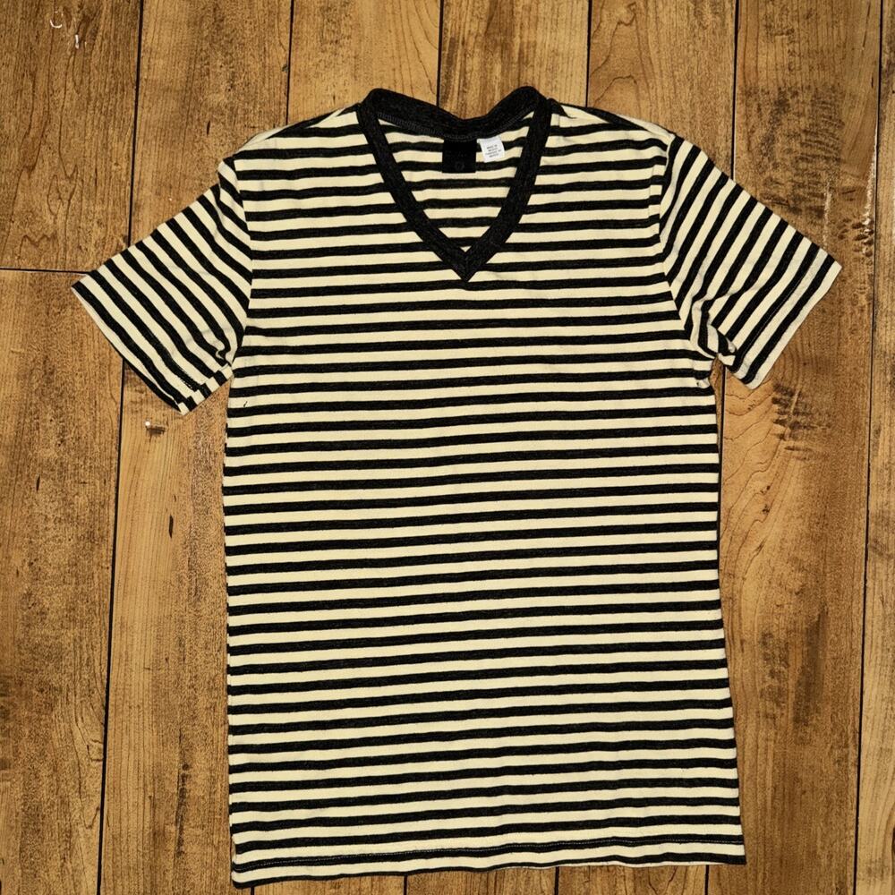 Striped V-Neck T-Shirt Small 17x24 Black White